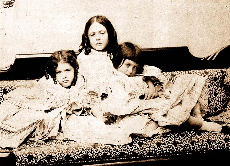 Edith, Lorina and Alice Liddell (photo by Charles Dodgson aka Lewis Carroll)